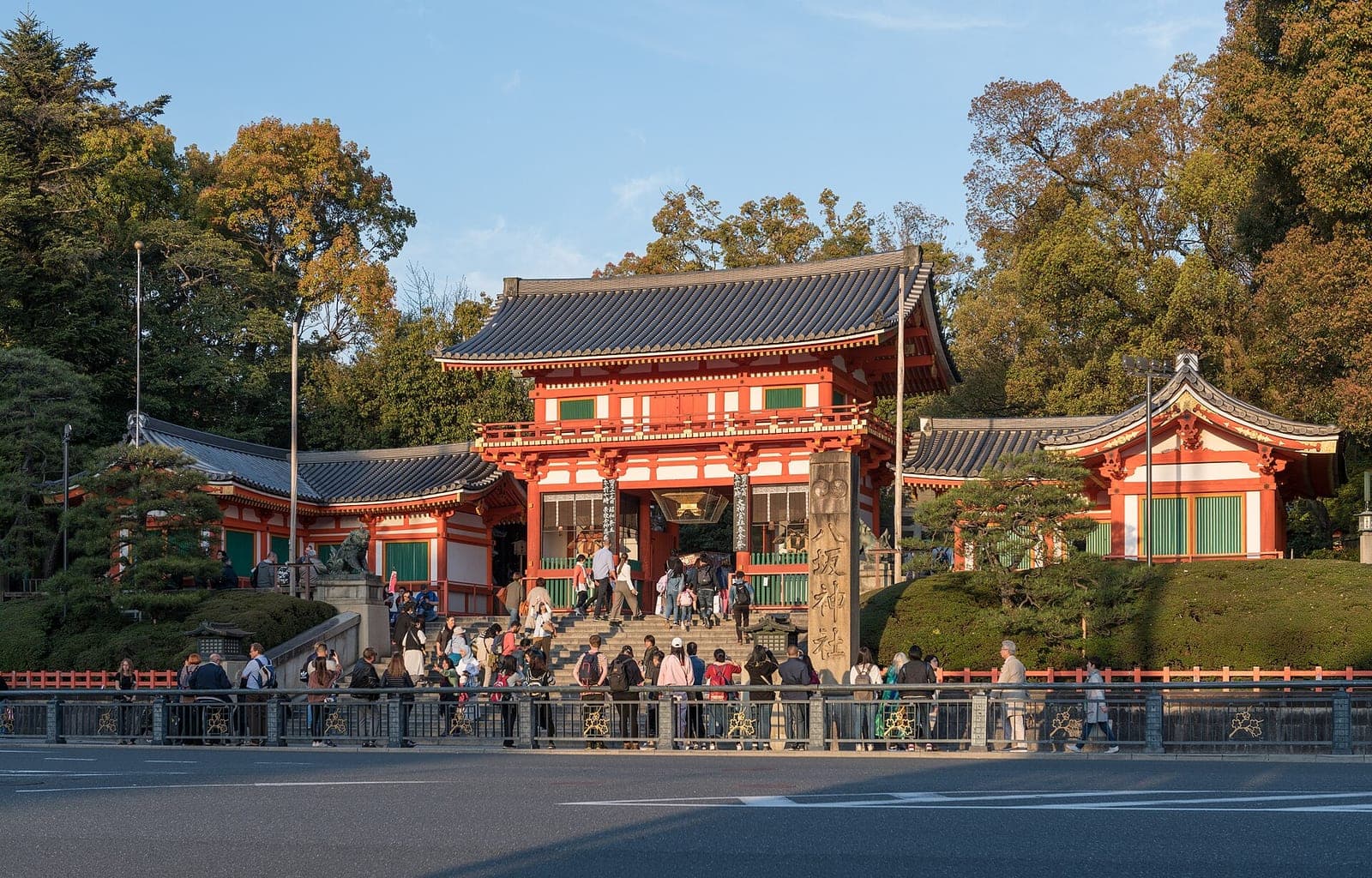 West gate of Yasaka Shrine