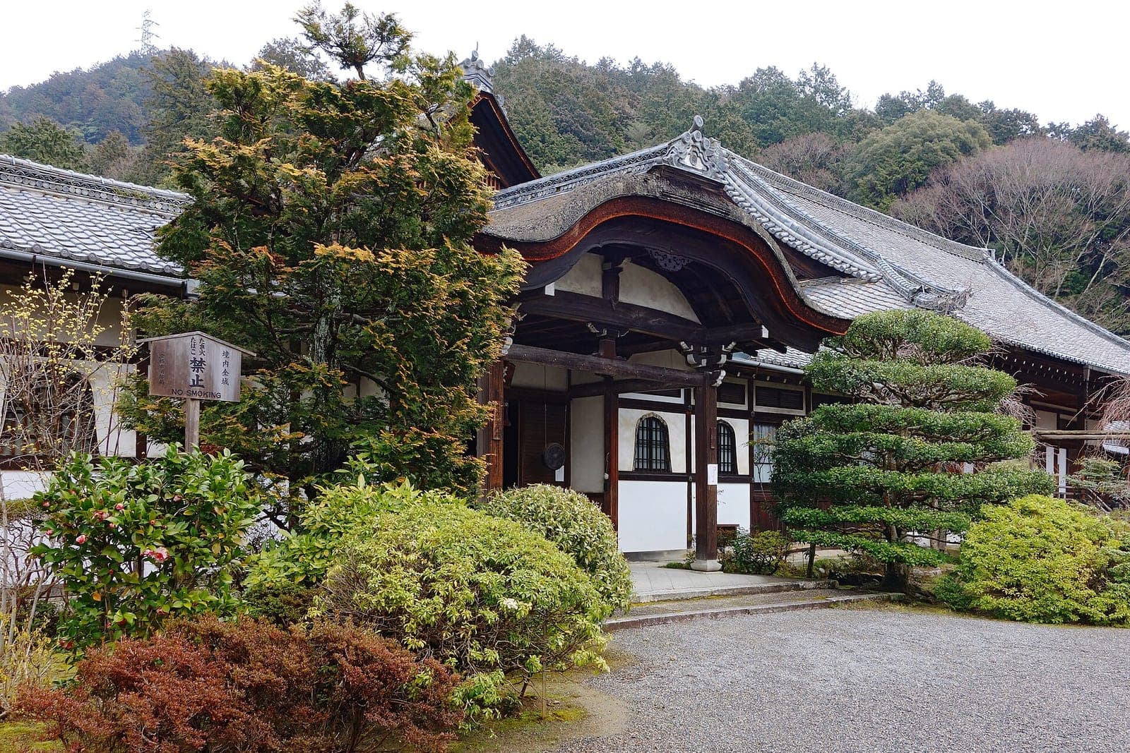 Bishamon-do Temple in Yamashina